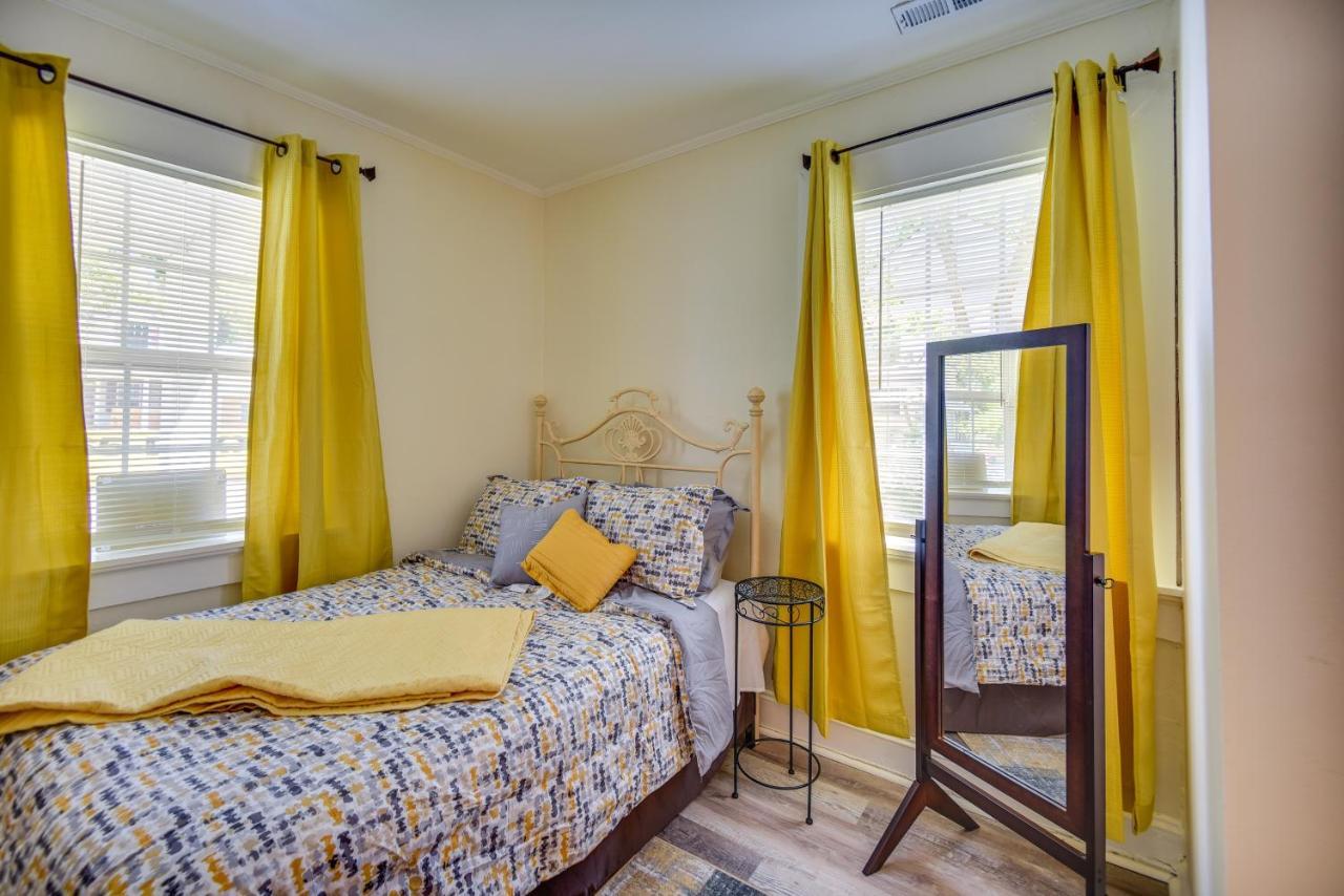 המפטון Charming Newport News Cottage Less Than 1 Mi To Ocean! מראה חיצוני תמונה