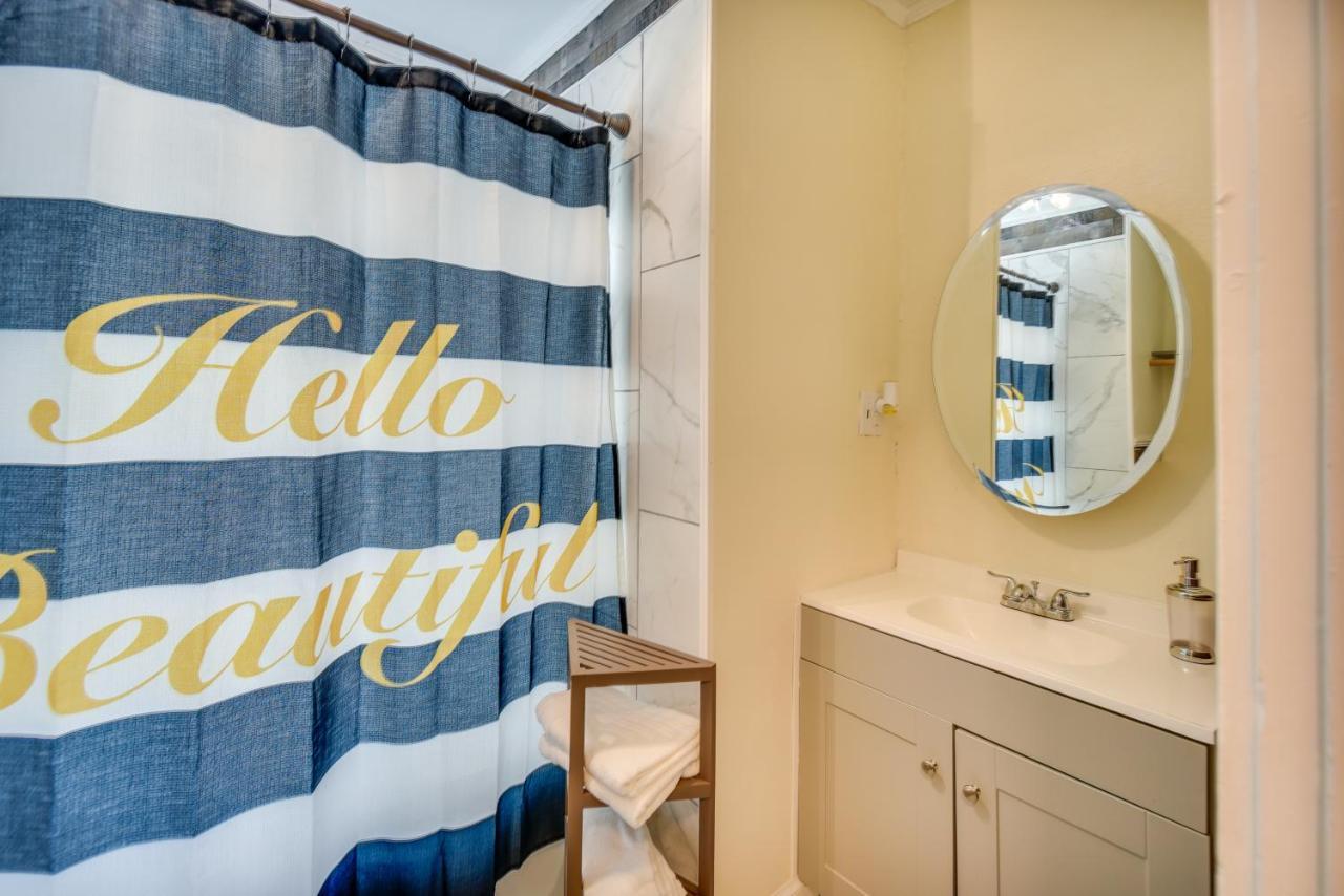 המפטון Charming Newport News Cottage Less Than 1 Mi To Ocean! מראה חיצוני תמונה