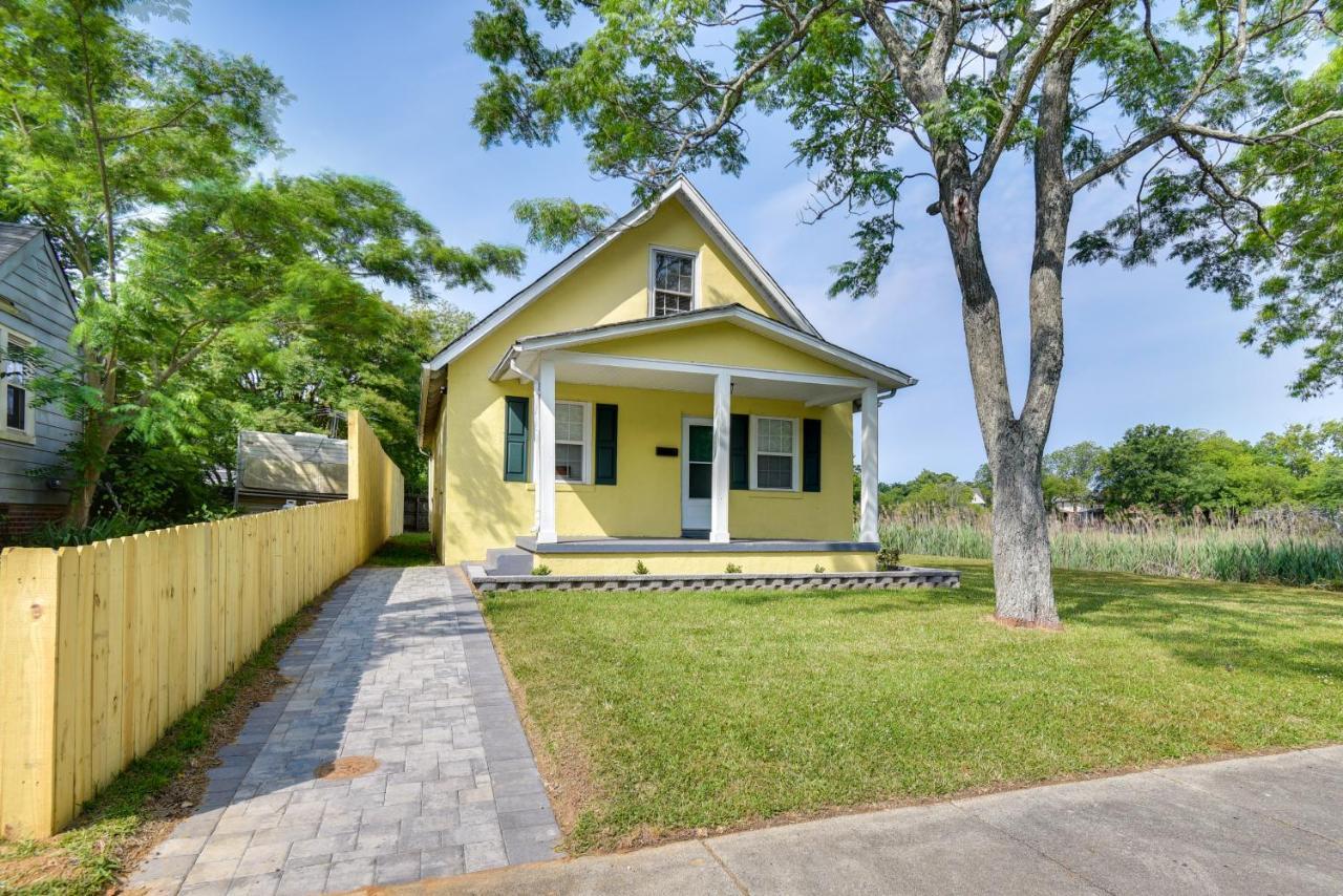 המפטון Charming Newport News Cottage Less Than 1 Mi To Ocean! מראה חיצוני תמונה