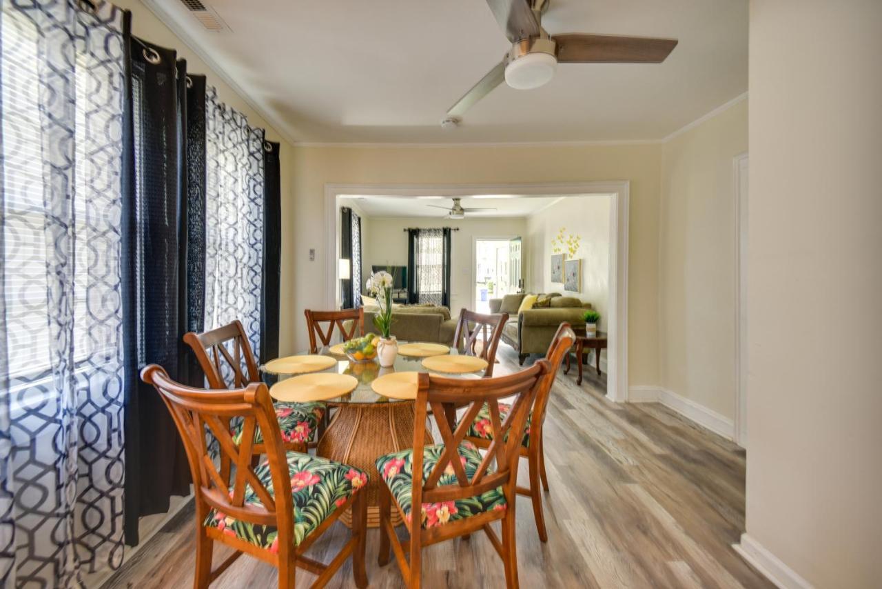 המפטון Charming Newport News Cottage Less Than 1 Mi To Ocean! מראה חיצוני תמונה