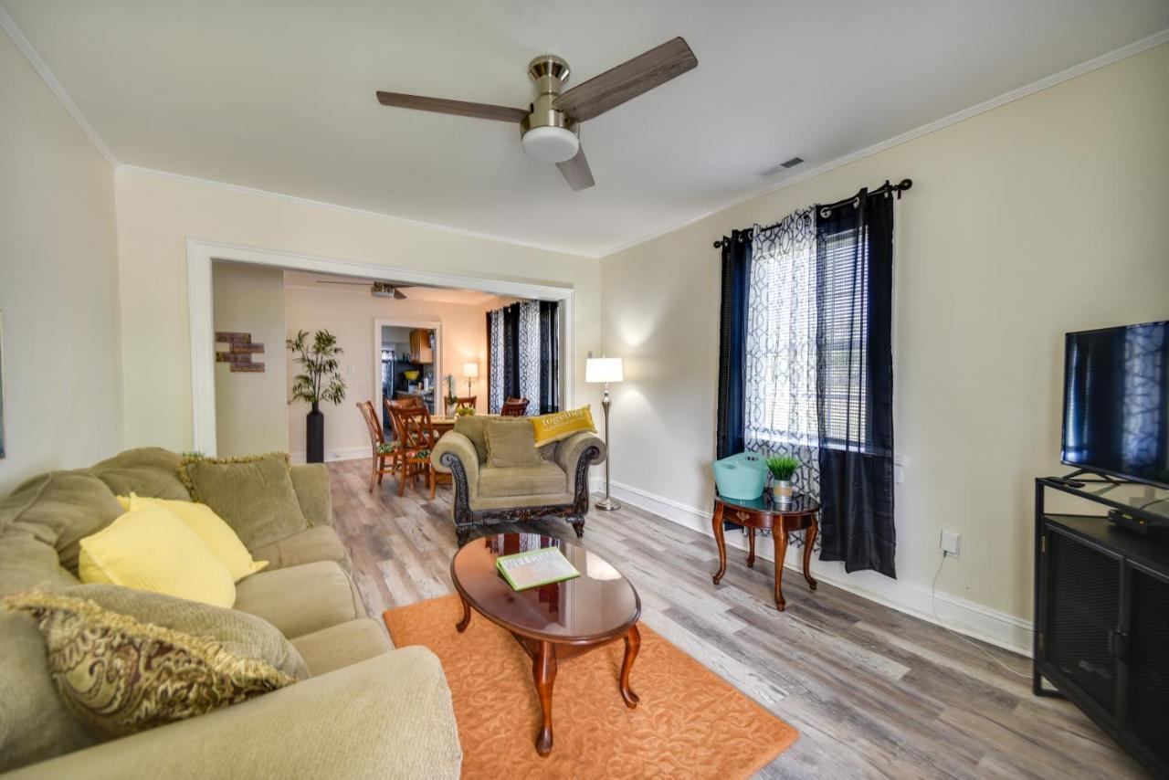 המפטון Charming Newport News Cottage Less Than 1 Mi To Ocean! מראה חיצוני תמונה